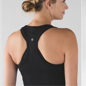 Lululemon Swiftly Tech Black Racerback Tank Top. Size 8.